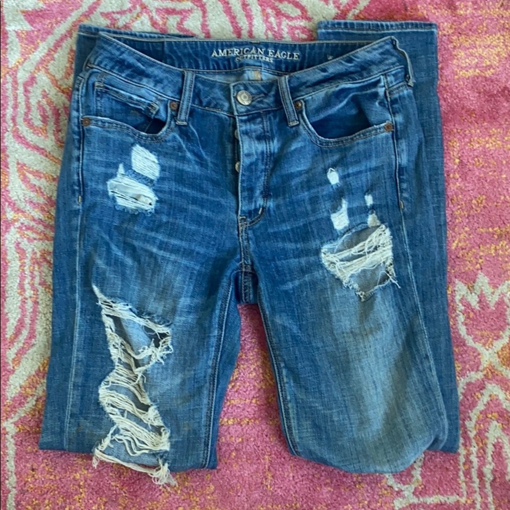 American Eagle Distressed Jeans